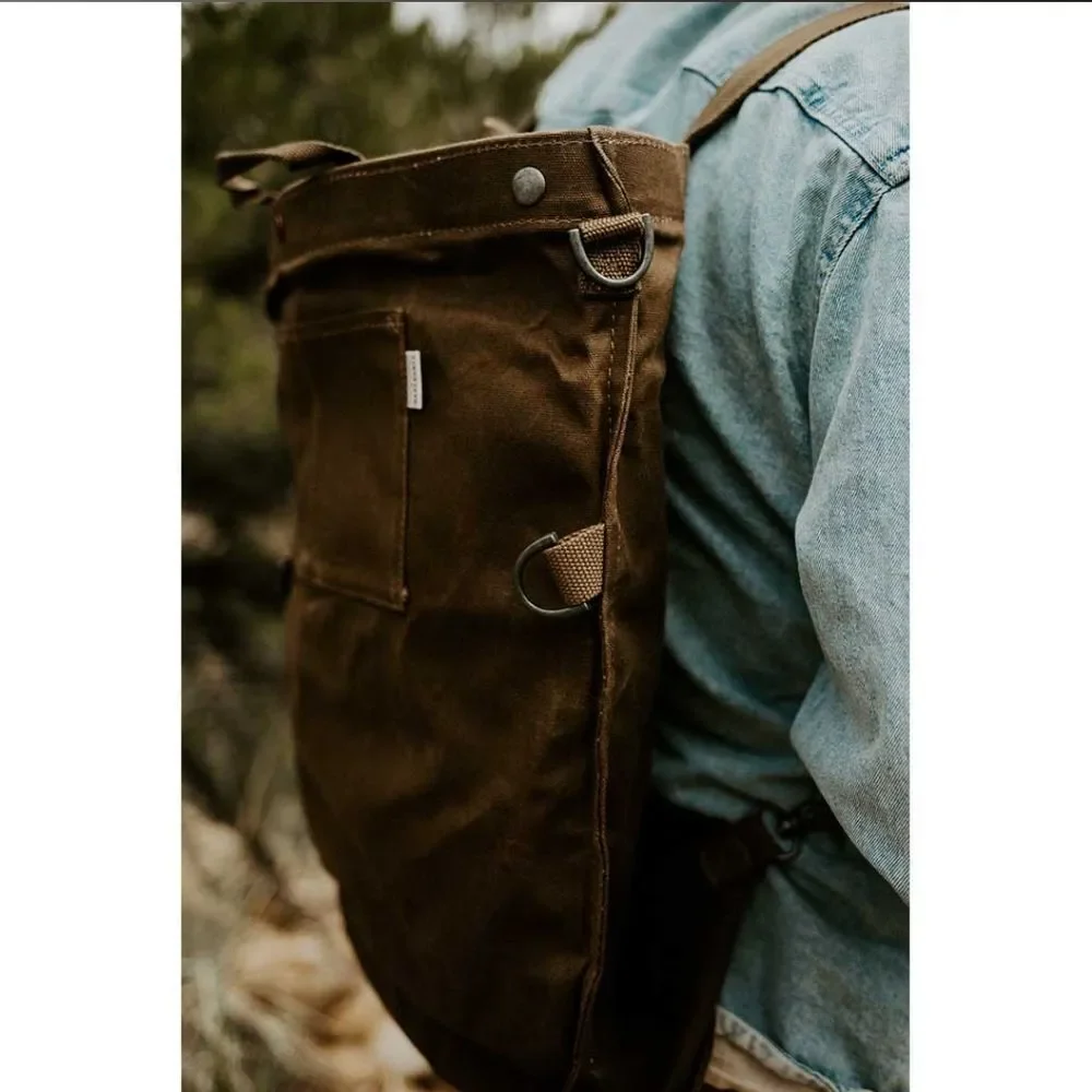 Men's Durable Brown Messenger Bag